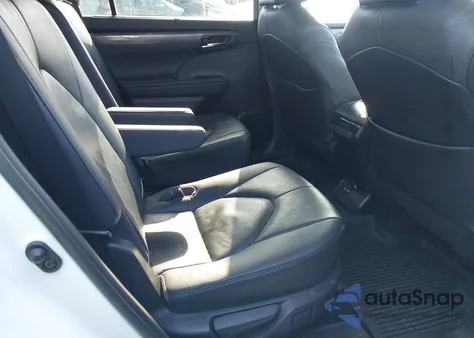 2020 Toyota Highlander Limited z USA, uszkodzony, nr VIN 5TDDZRBH4LS033194